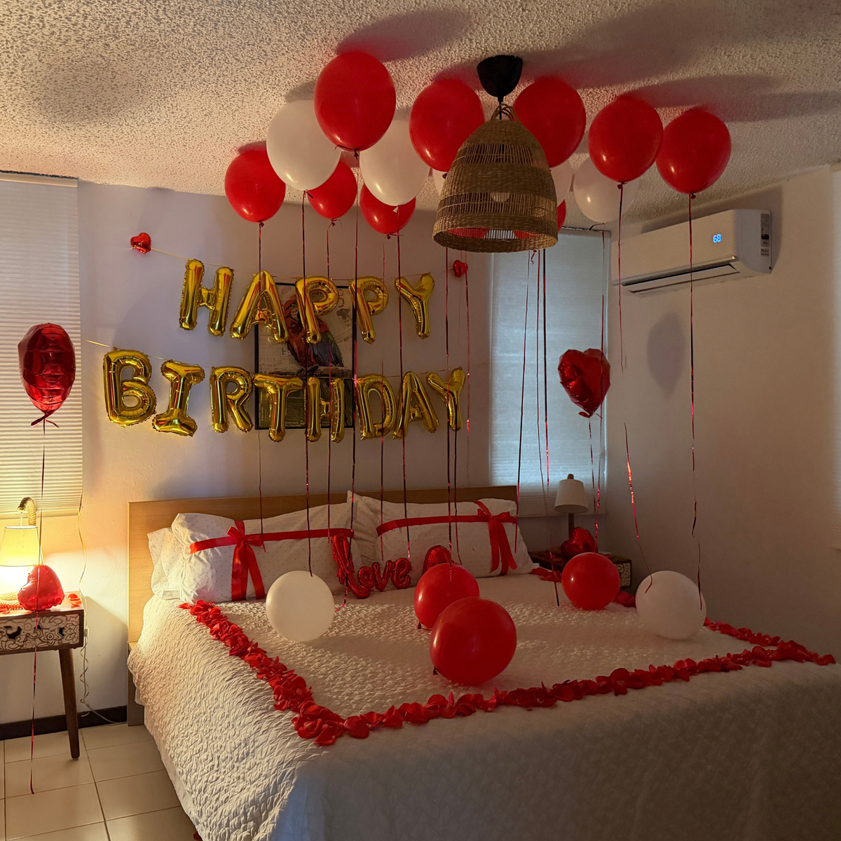 Romantic Balloon Room Decor